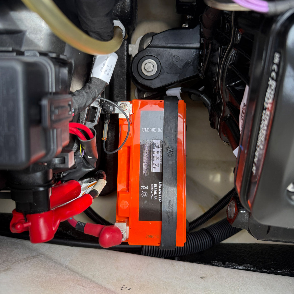 AGM PERFORMANCE BATTERY ULB20L-BS  *PRE ORDER*