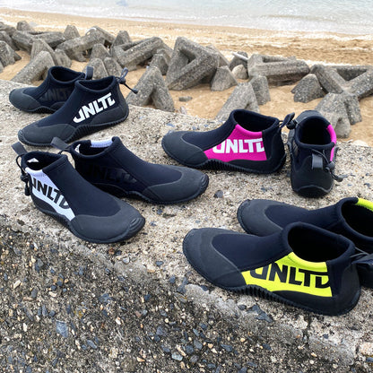Aqua Flex Boots White